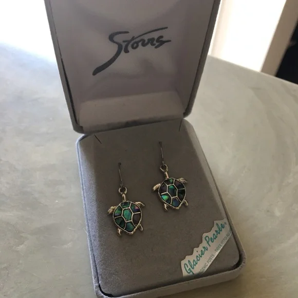 Glacier pearle turtle earrings - Picture 2 of 5
